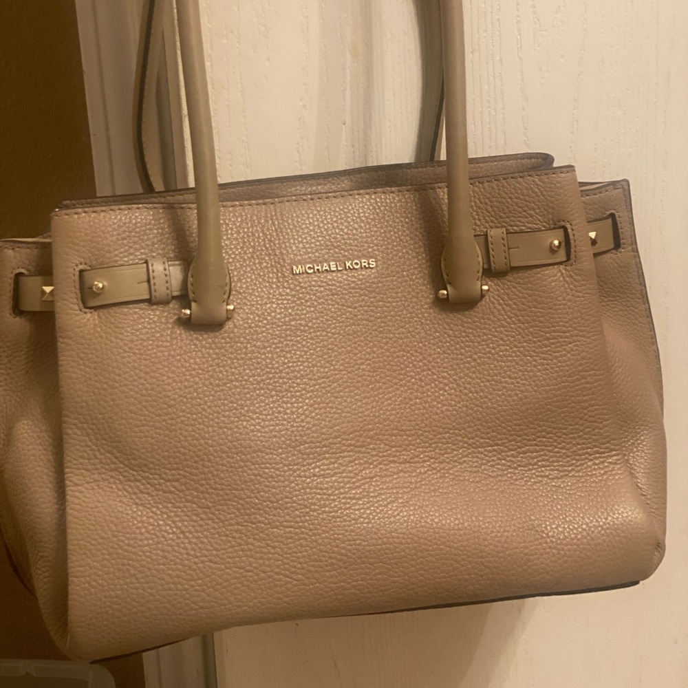 Like new purse